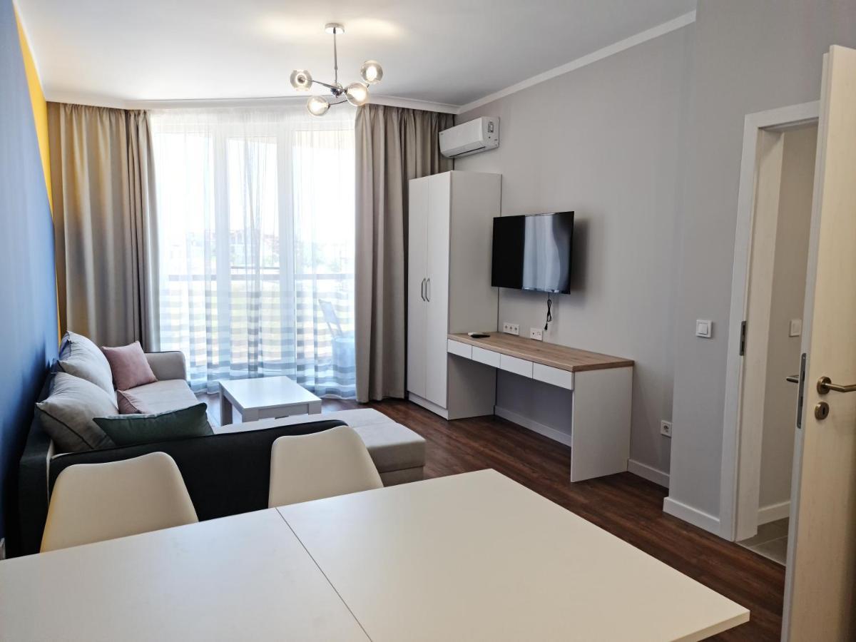 Raya Apartment Atlantis Atmosphere Burgas Exteriör bild